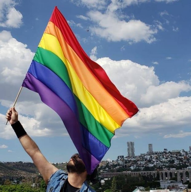 Conoce el lado Queer de Santiago Querétaro