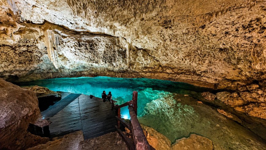 Disfruta de un viaje a la selva maya en una experiencia que incluye tierra, agua y aire.